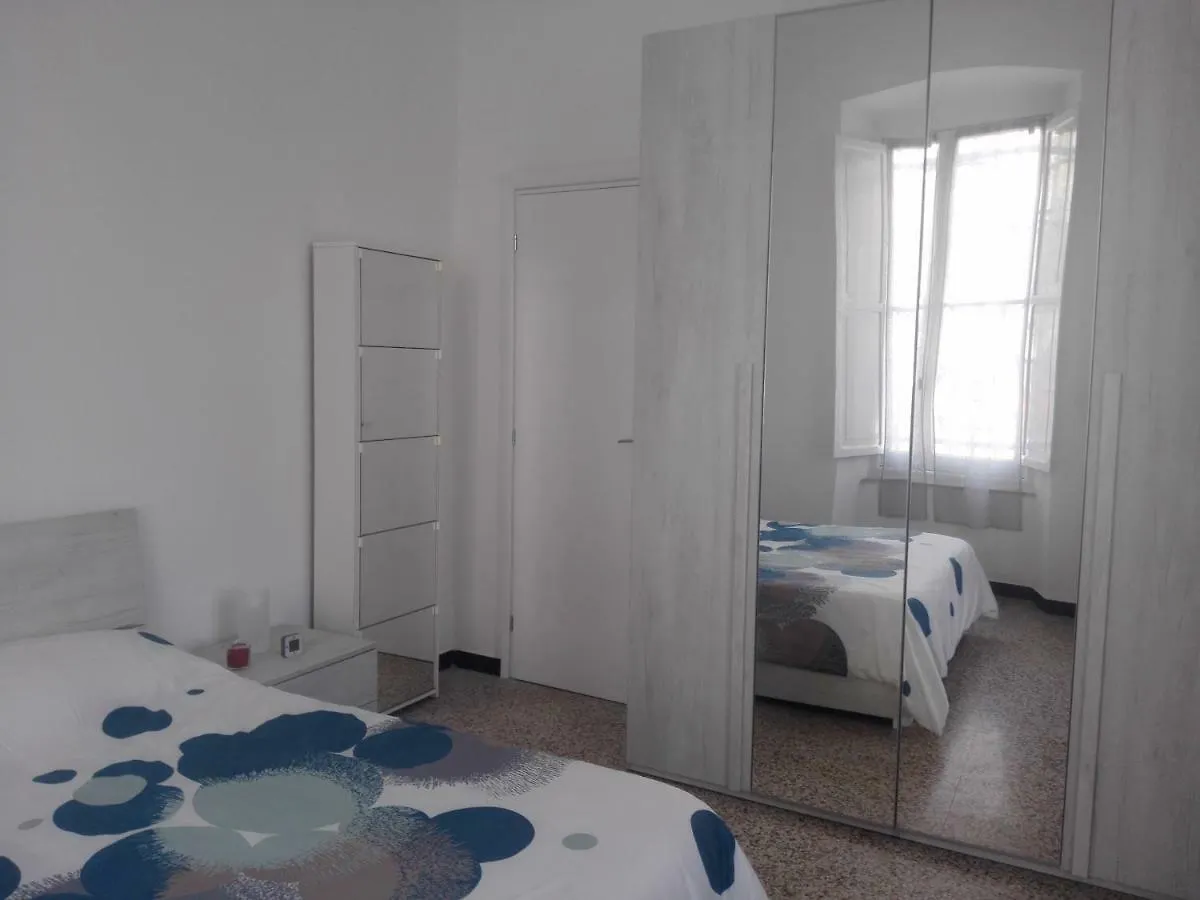 The Beach House Lavagna Italy