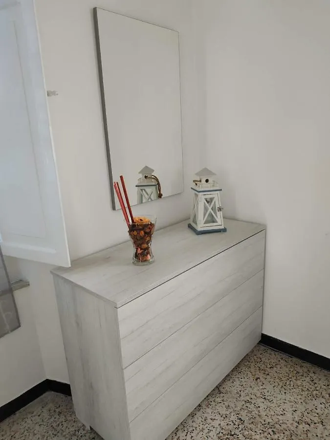 The Beach House Lavagna Apartment