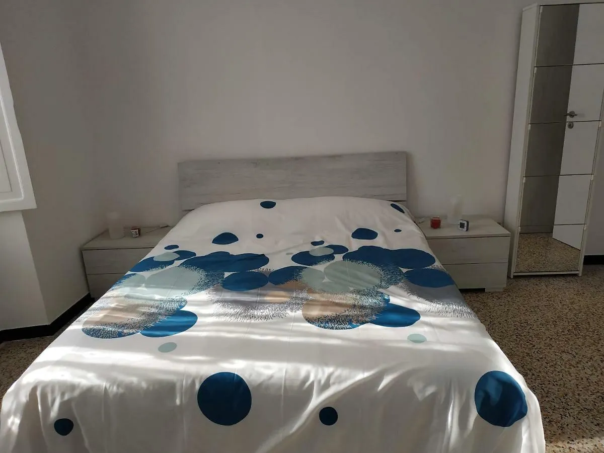 Apartment The Beach House Lavagna