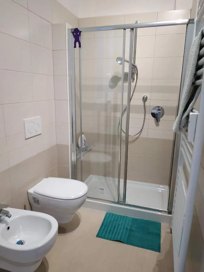 Apartment The Beach House Lavagna Italy