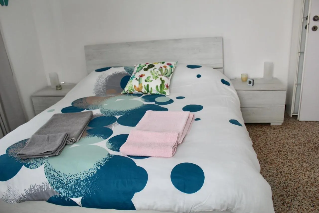 The Beach House Lavagna 0*,